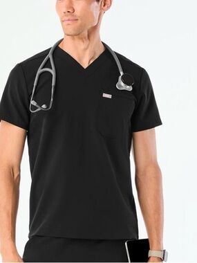 FIGS Scrub Top in Black
PO# 4010